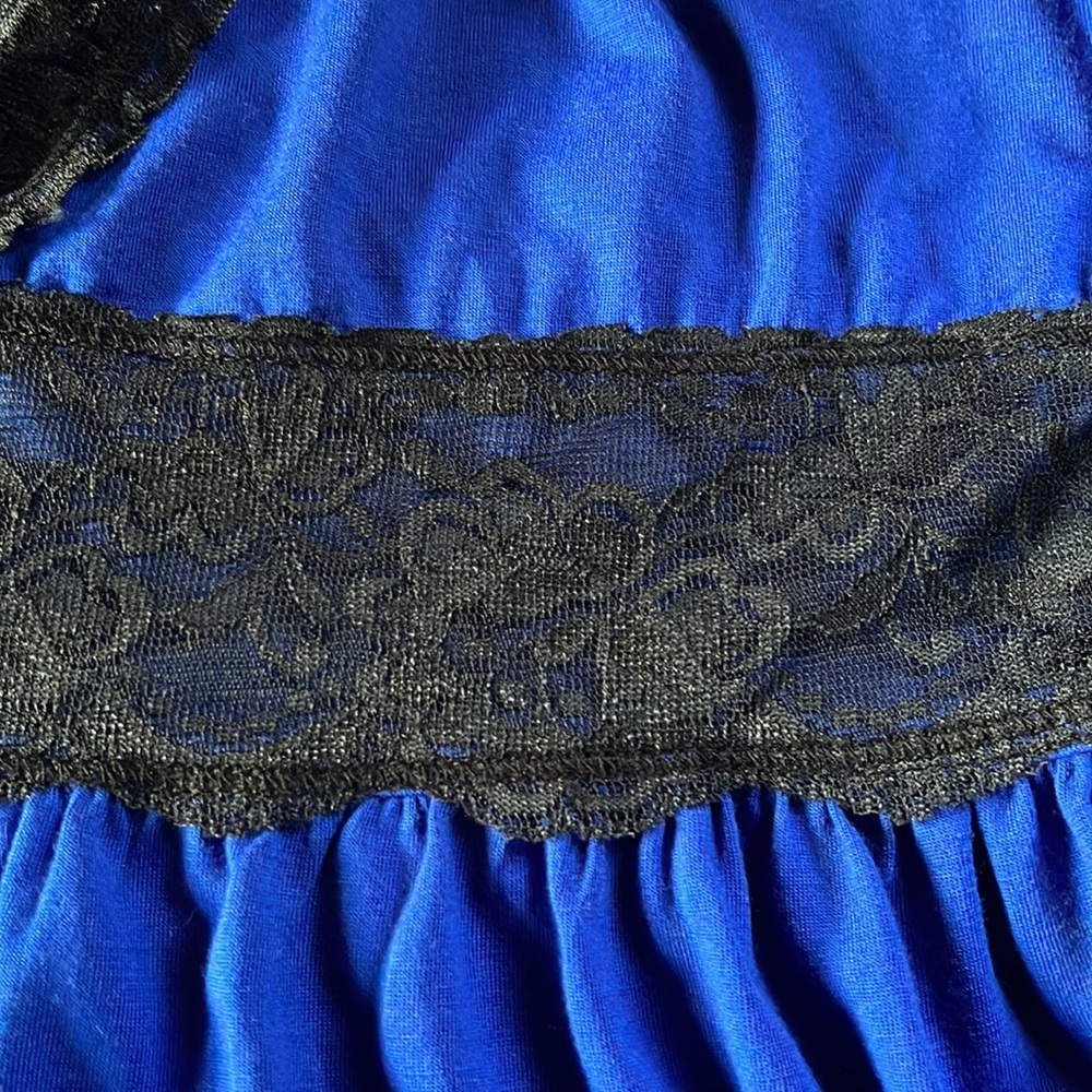 Blouse - Picture 3 of 4